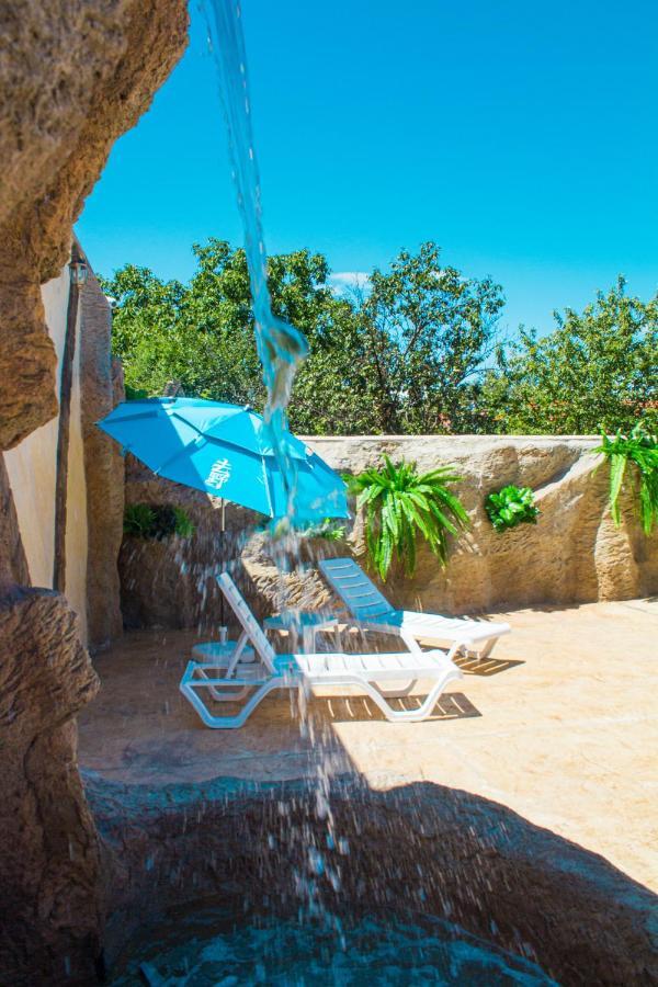 Guesthouse The Rock Sapareva Banya Dış mekan fotoğraf